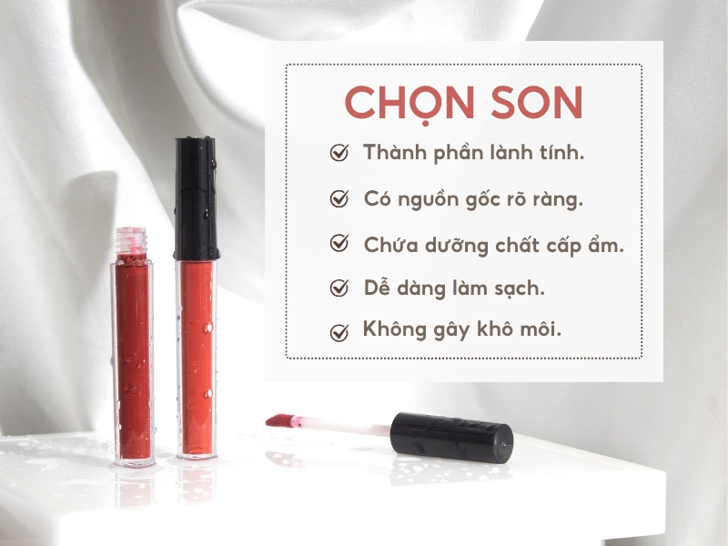 Các yếu tố gây thâm môi