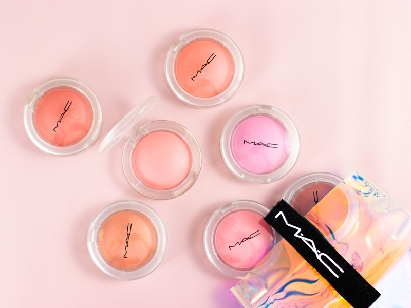 Má hồng MAC Glow Play Cushiony Blush