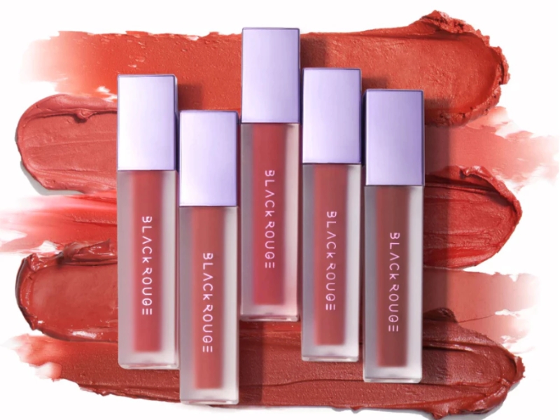 Dòng son Air Fit Velvet Tint từ thương hiệu black rouge hợp với da ngăm