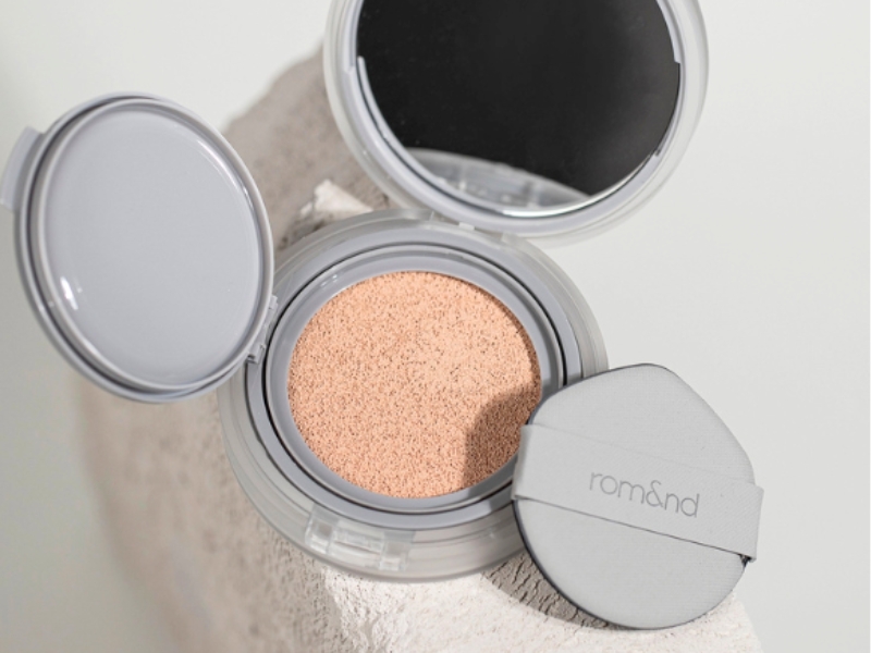 Phấn nước che phủ Romand NU Zero