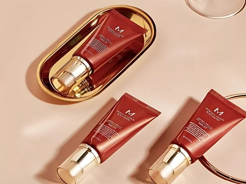 Kem nền BB Cream mỏng nhẹ từ Missha