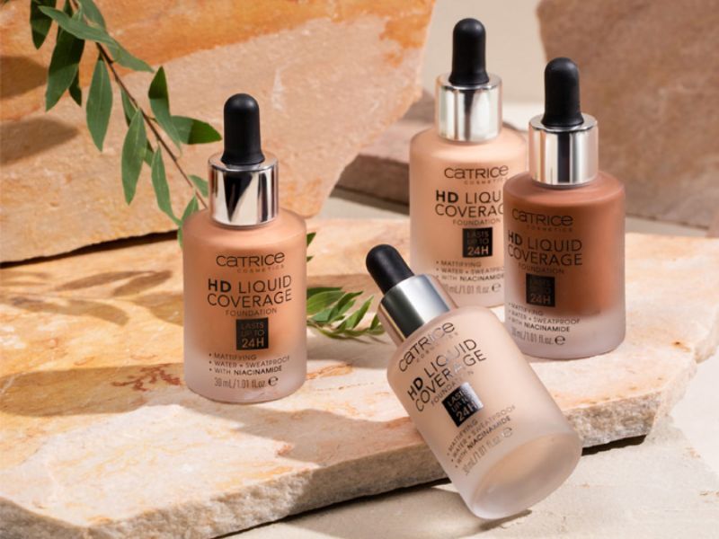 Kem nền cho da dầu mụn của Catrice 