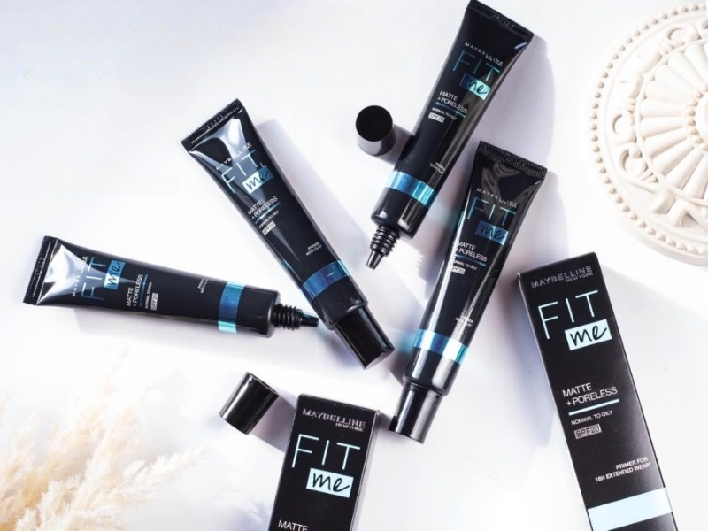 Kem lót kiềm dầu Maybelline