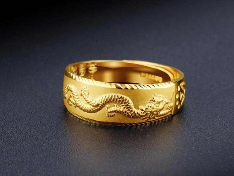 Nhẫn nam mạ vàng là một trong mẫu nhẫn nam đẹp nhất hiện nay