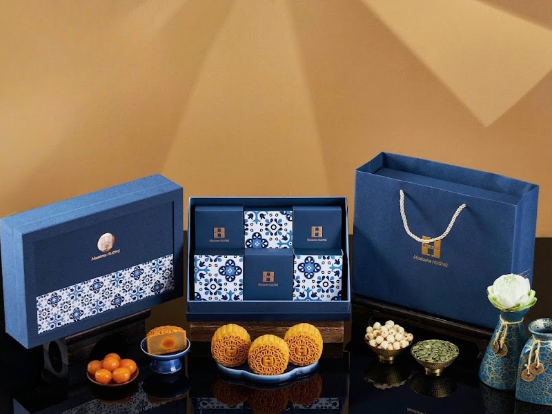 Hộp bánh Trung thu Hàng Bài Phố của Madame Hương