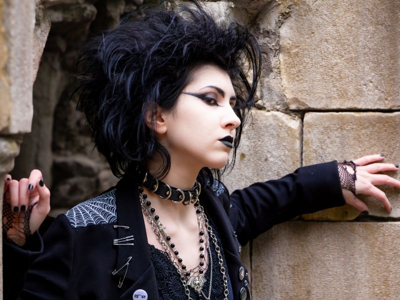 trang điểm theo phong cách gothic