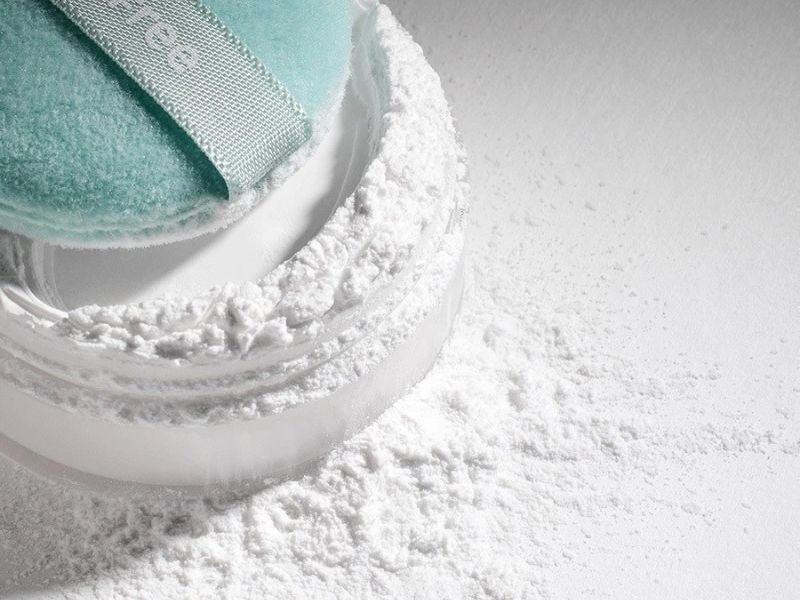 Chất phấn nhẹ tênh của INNISFREE No Sebum Mineral Pact