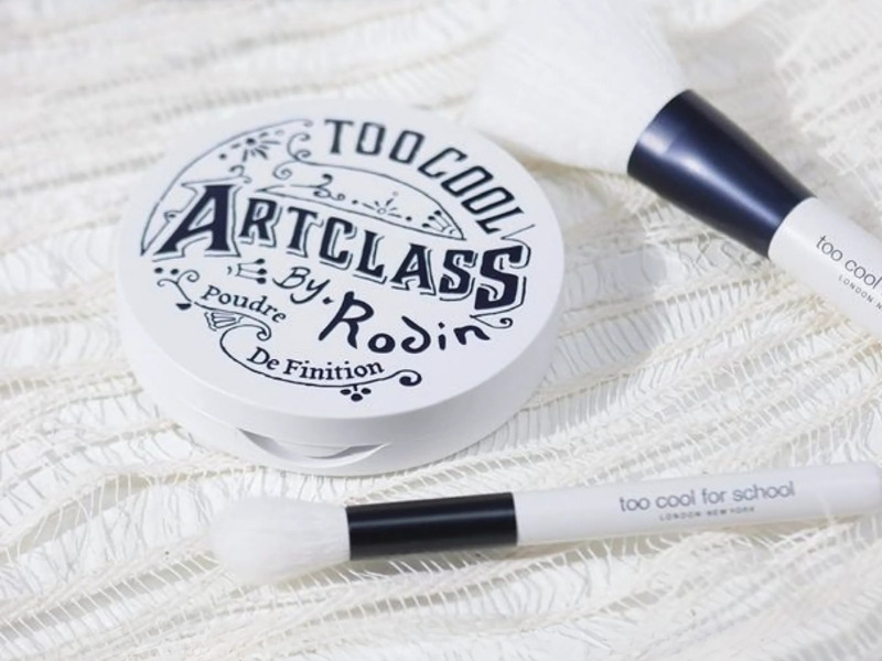 Phấn phủ nén Too Cool For School Artclass