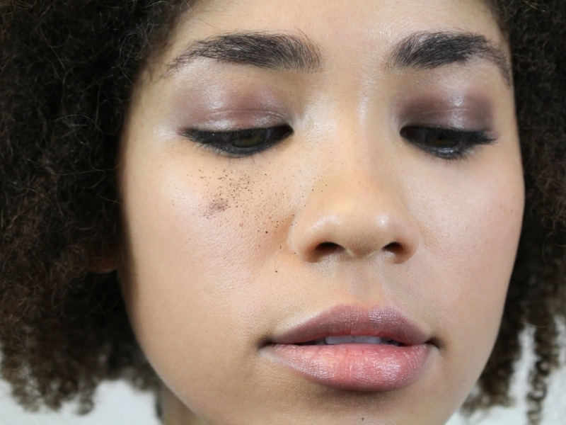 Tình trạng fall out trong makeup