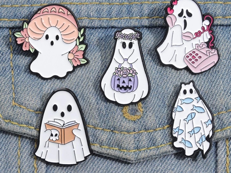 Ghim áo Halloween độc đáo