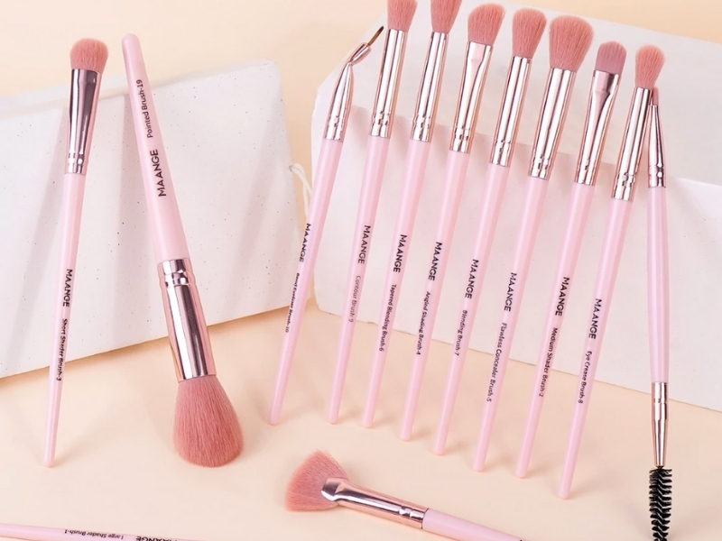 Cọ trang điểm Maange