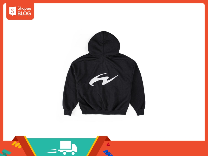 Áo hoodie zip từ thương hiệu whose.studio 
