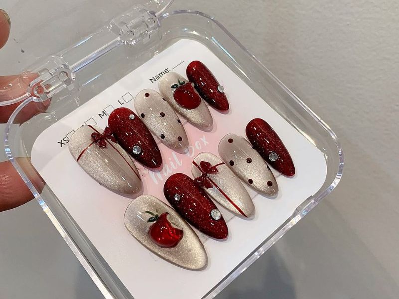 mẫu nailbox đỏ