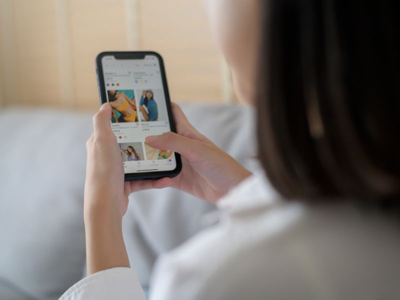 mua quần áo online