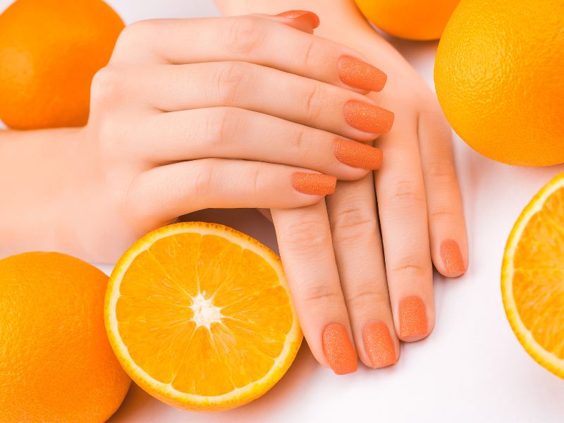 dùng cam dưỡng móng