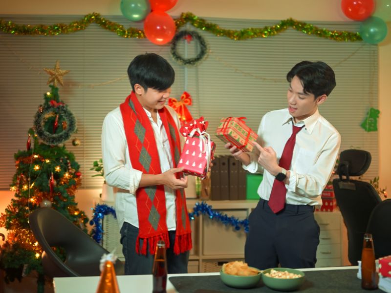 ăn mừng giáng sinh tại công ty