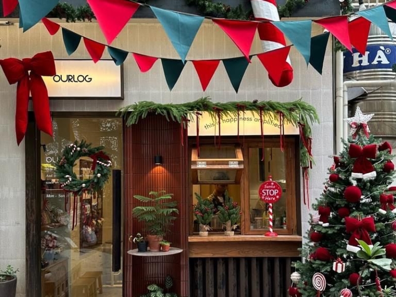 Trang trí ngoài trời với dây ruy 