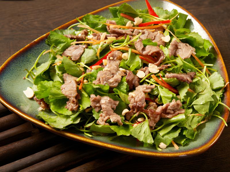 Nộm rau má thịt bò