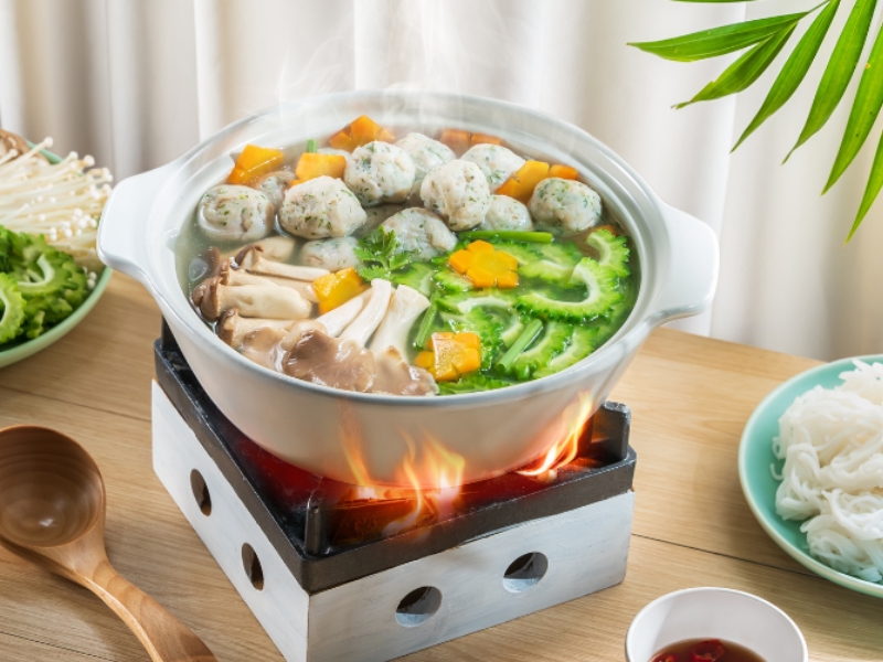 Lẩu cá thác lác khổ qua
