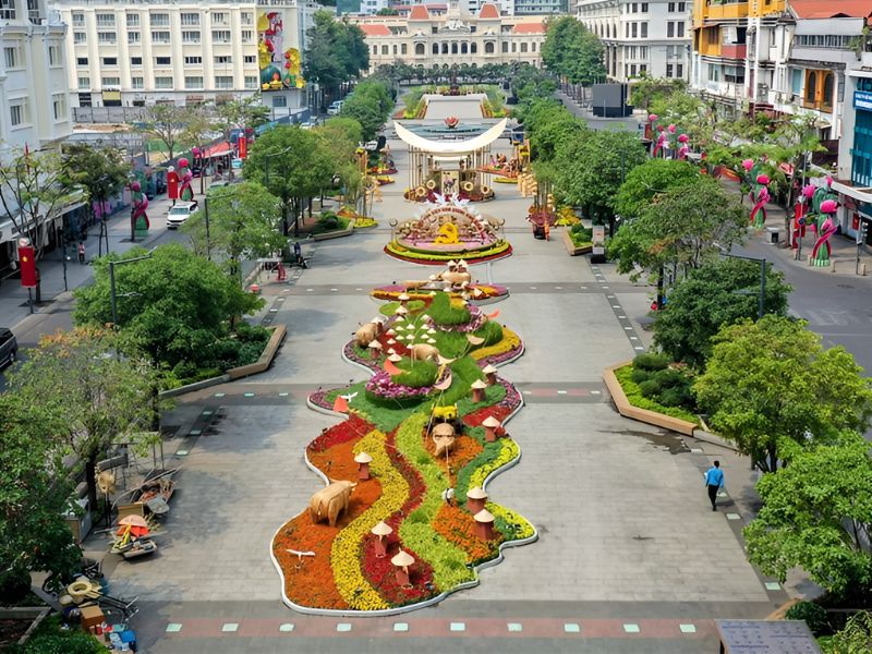 phố đi bộ nguyễn huệ