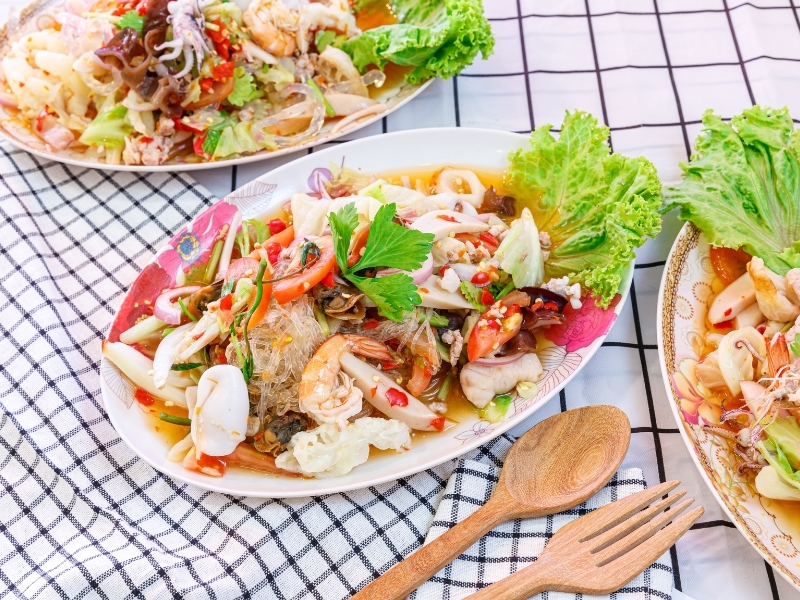 Miến xào thập cẩm ngày tết