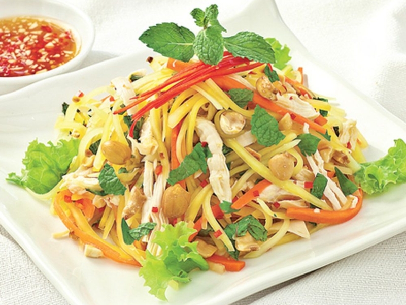 Nộm gà xé