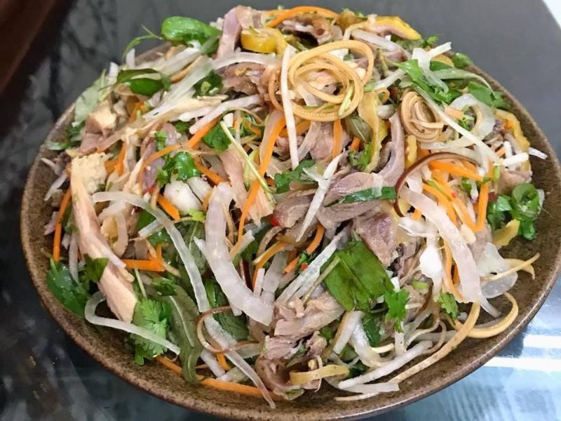 Nộm gà xé phay