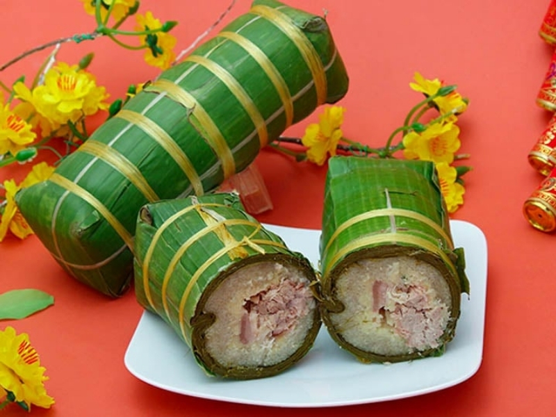 Bánh tét ngày tết