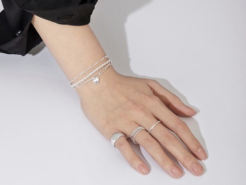 Phụ kiện nữ mệnh Kim