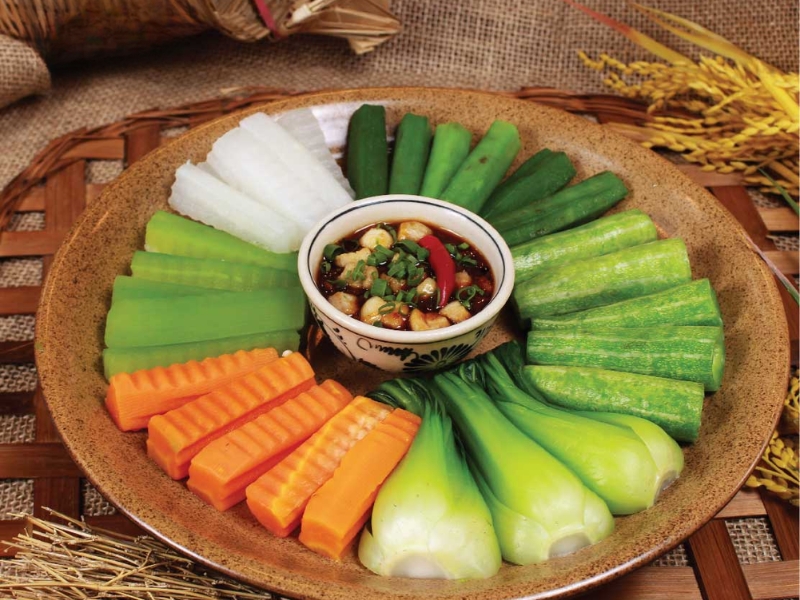 Rau củ luộc chấm kho quẹt