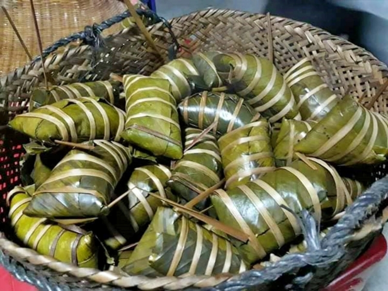 Sự khác nhau giữa bánh chưng gù và bánh chưng truyền thống 