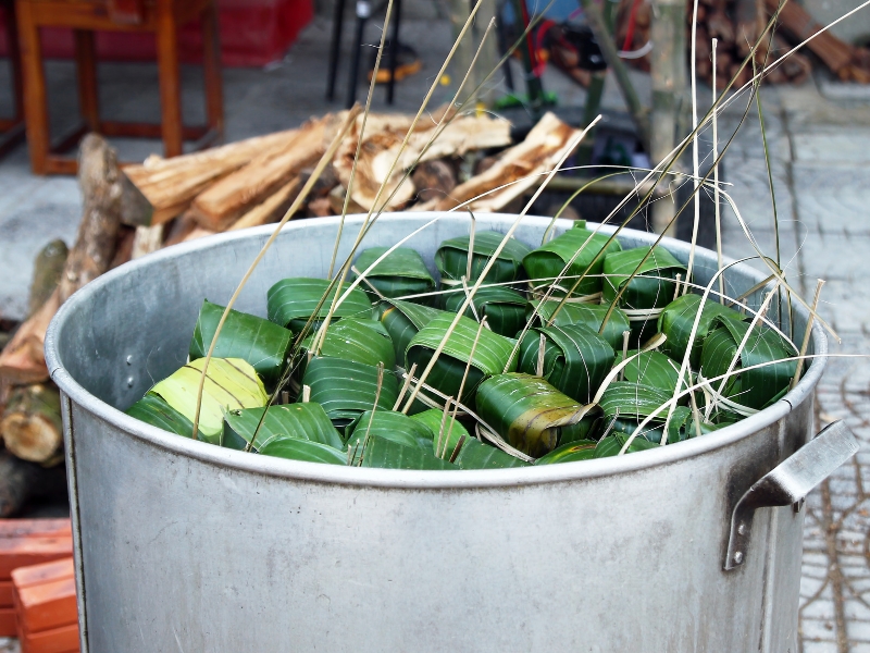 luộc bánh chưng