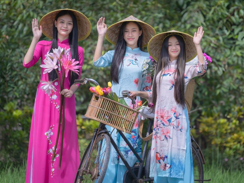 áo dài nhiều màu hợp mệnh