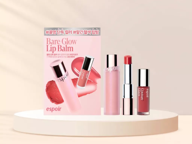 Tặng son môi Valentine 