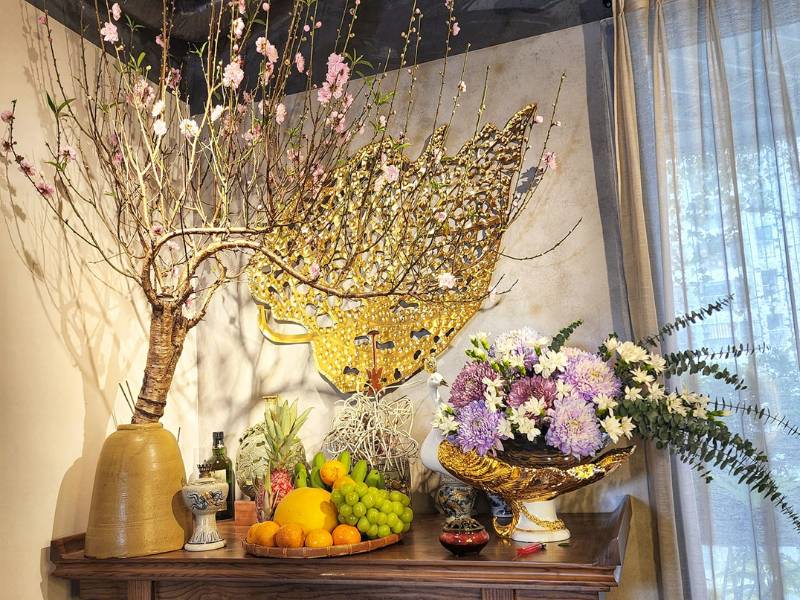 Cách bày bàn thờ gia tiên ngày Tết hiện đại