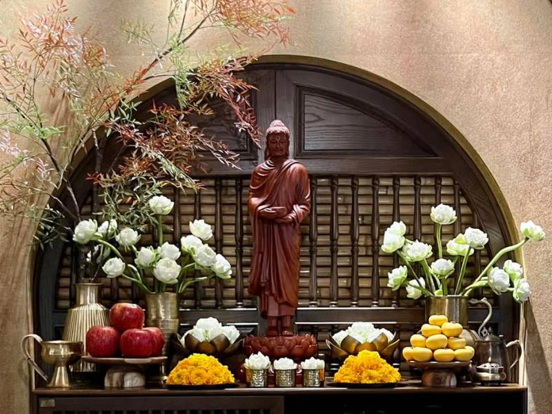 Cách bố trí bàn thờ gia tiên ngày Tết