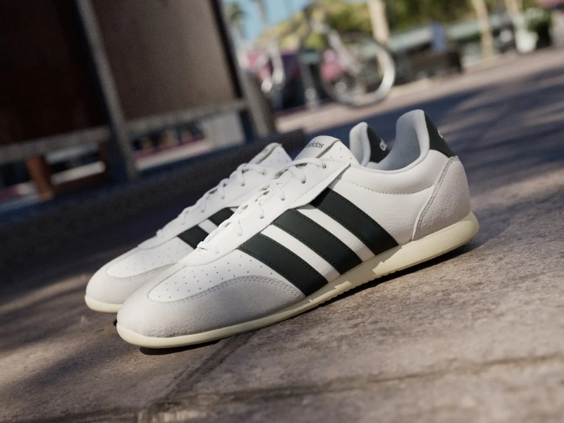 Giày adidas Lifestyle Barreda Lo