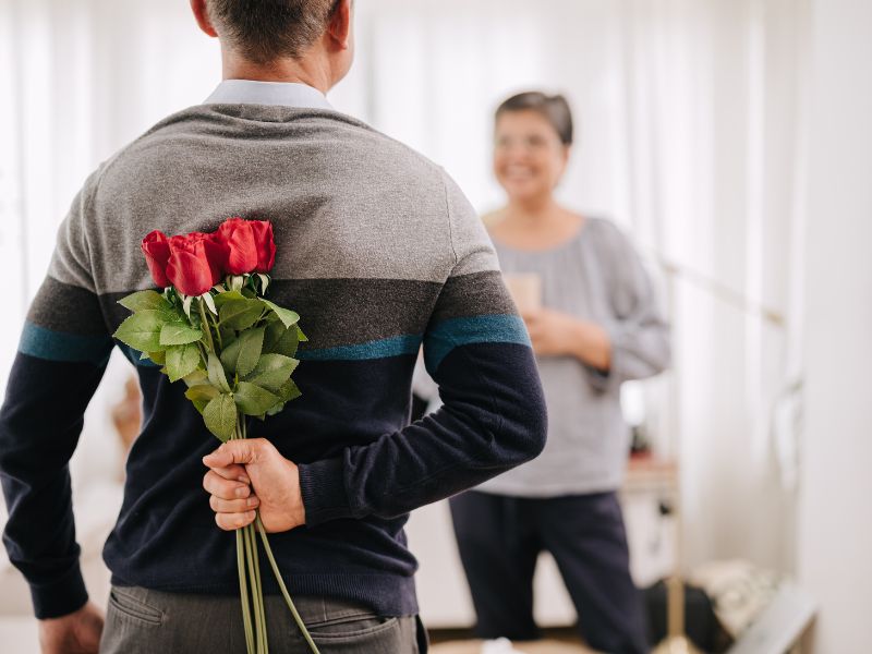 ngày cưới tặng hoa tình yêu cặp đôi