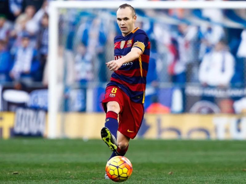 tiền vệ Andrés Iniesta bóng đá