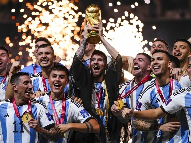 Đội tuyển Argentina và Messi vô địch World Cup 2022