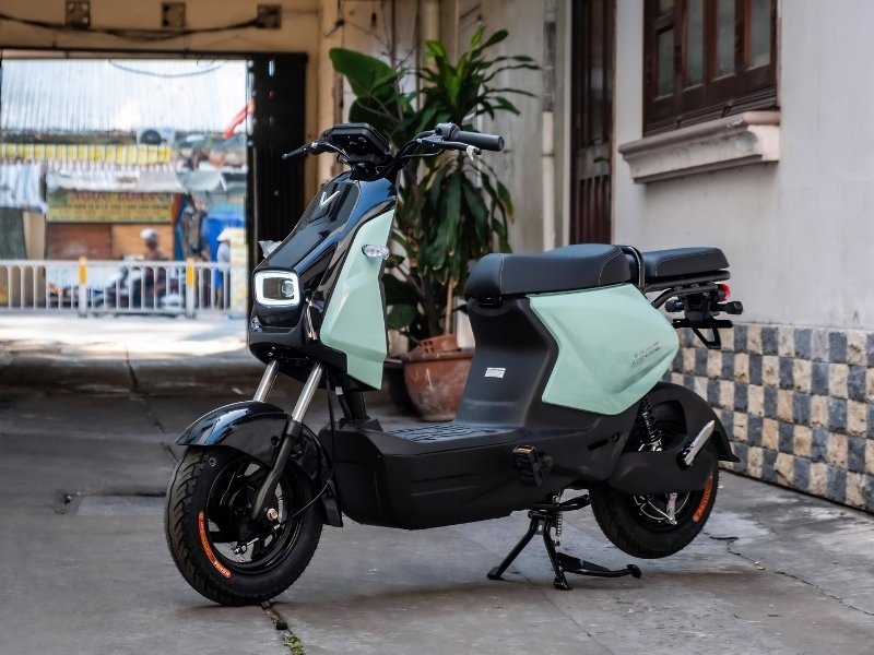 Xe điện cho học sinh VinFast Amio