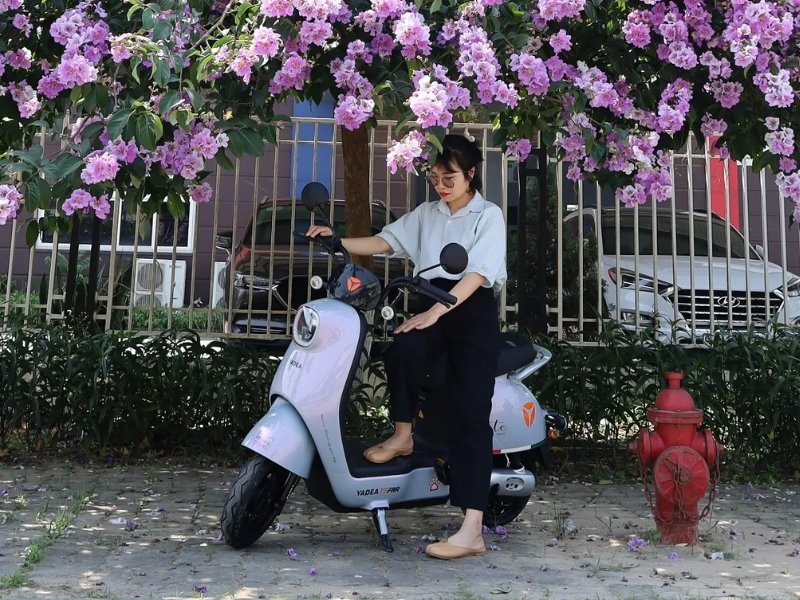 Xe đạp điện cho học sinh Yadea iCute