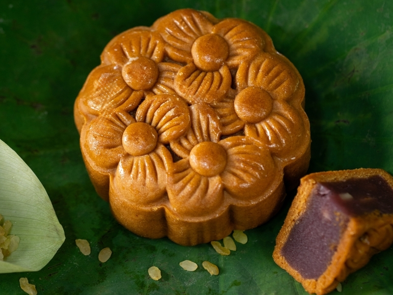 Bánh Trung Thu nhân khoai môn