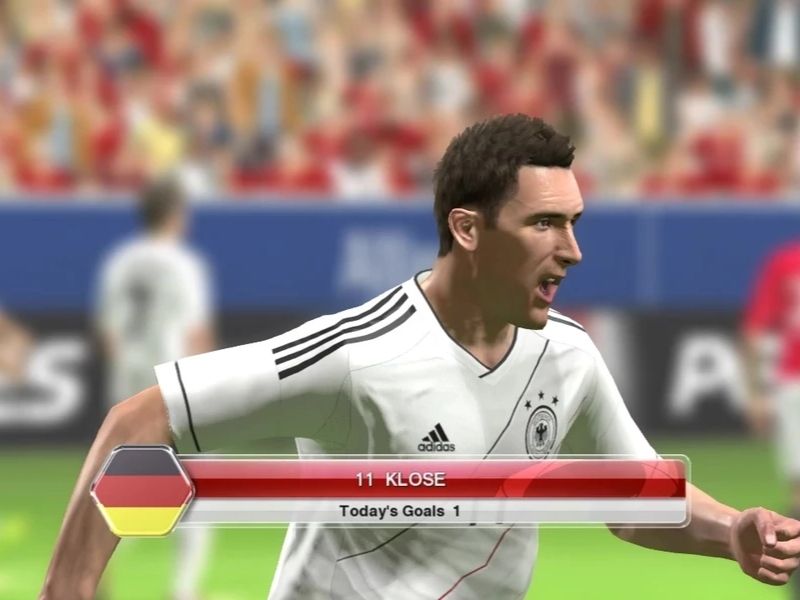 Trận bóng trong PES 2014 bản PSP